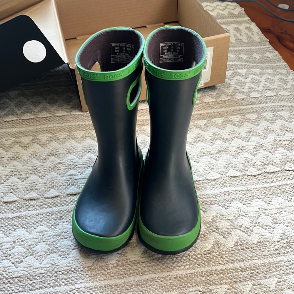 BOGS Kids' Navy and Green Rain Boots